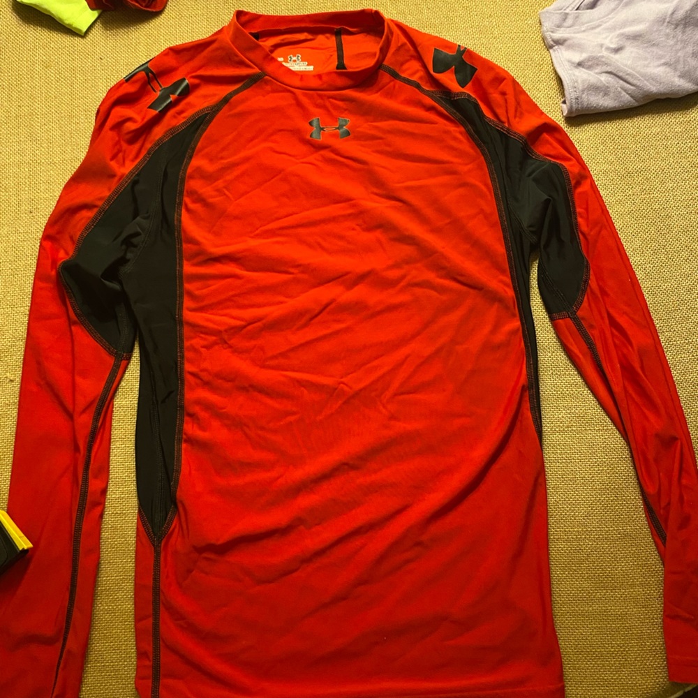 Lot of 2 Large Boys Under Armour Compression Long Sleeve Shirts YL Youth Large